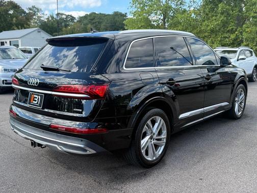 2021 Audi Q7 45 Premium