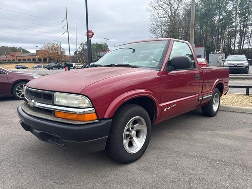 2003 Chevrolet S-10 Base