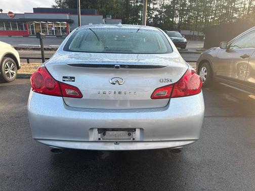 2011 INFINITI G25x Base