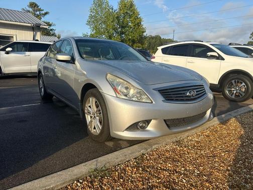 2011 INFINITI G25x Base