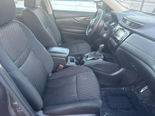 2020 Nissan Rogue S