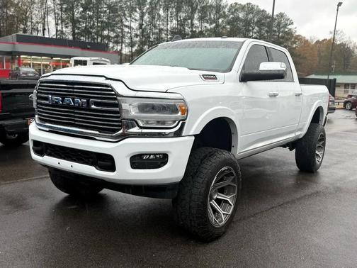2021 RAM 2500 Laramie Crew Cab 4x4 6'4' Box