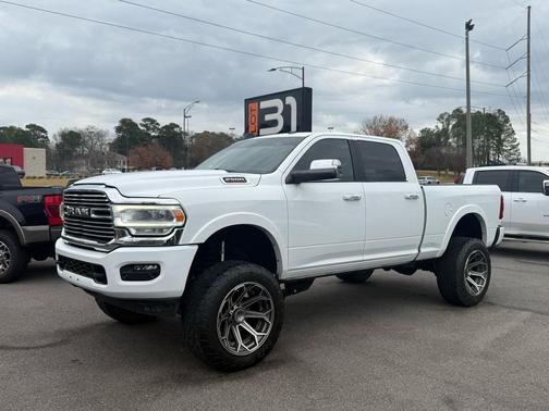 2021 RAM 2500 Laramie Crew Cab 4x4 6'4' Box