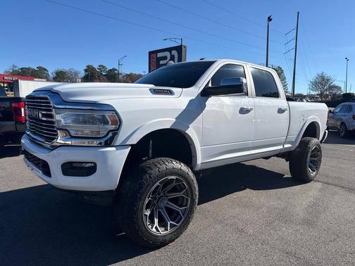 2021 RAM 2500 Laramie Crew Cab 4x4 6'4' Box