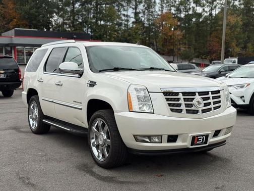 2010 Cadillac Escalade Luxury