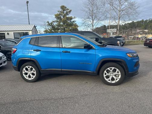 2024 Jeep Compass Sport