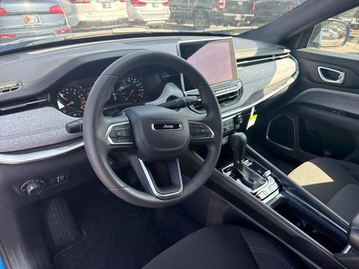 2024 Jeep Compass Sport