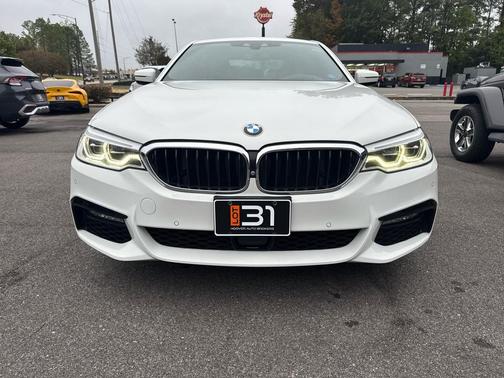 2017 BMW 540 540i Sedan
