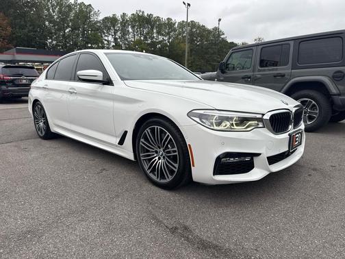 2017 BMW 540 540i Sedan