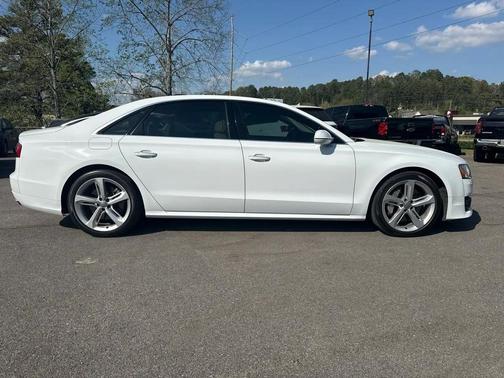 WHITE 2018 Audi A8 L 3.0T