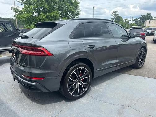 Samurai Gray Metallic 2020 Audi Q8 55 Premium Plus