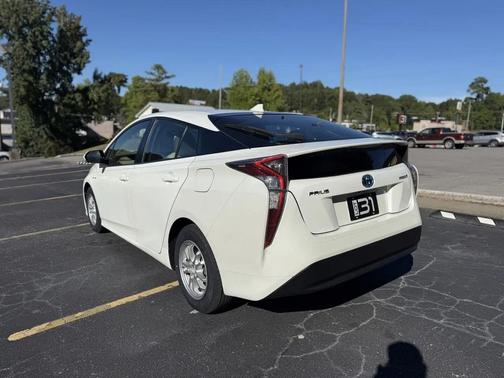 WHITE 2016 Toyota Prius Two