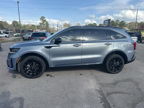2022 Kia Sorento SX