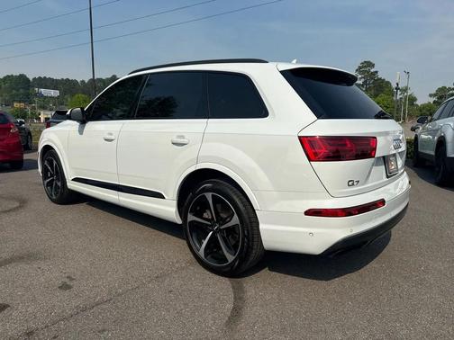 WHITE 2019 Audi Q7 55 Prestige