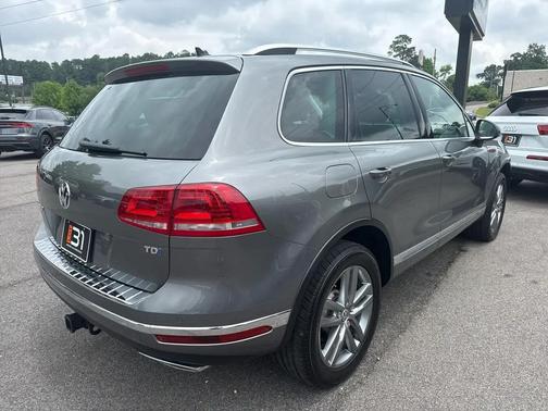 GRAY 2016 Volkswagen Touareg TDI Lux