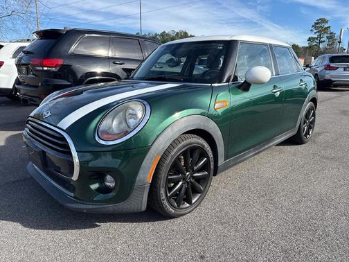 2016 MINI Hardtop Cooper
