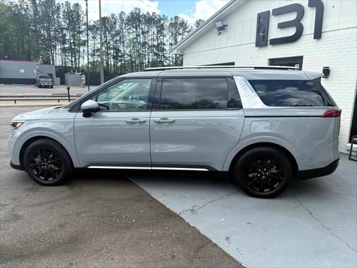 2024 Kia Carnival SX