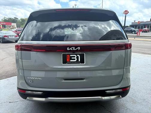 2024 Kia Carnival SX