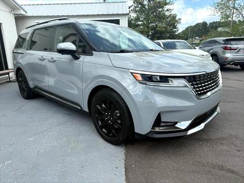 2024 Kia Carnival SX