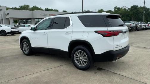 Summit White 2023 Chevrolet Traverse LT Cloth
