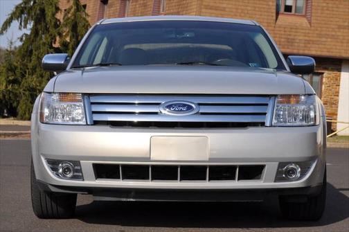 2009 Ford Taurus Limited 4dr Sedan
