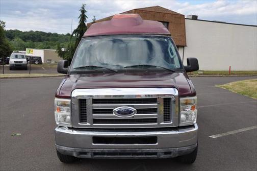 2010 Ford E350 Super Duty XLT