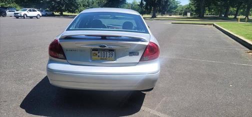2003 Ford Taurus SES Deluxe 4dr Sedan