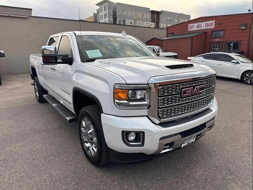 2018 GMC Sierra 2500 Denali