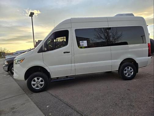 2023 Mercedes-Benz Sprinter 2500 Standard Roof