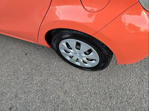 2013 Toyota Prius c One