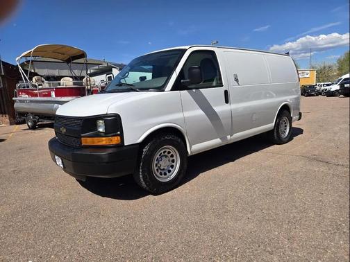 Summit White 2011 Chevrolet Express 2500 Work Van