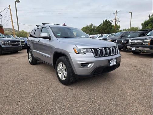 2017 Jeep Grand Cherokee Laredo