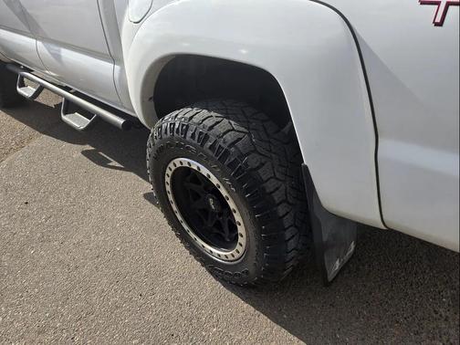 Super White 2009 Toyota Tacoma Double Cab