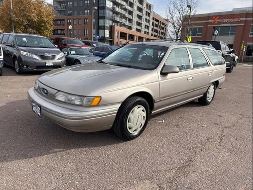 1994 Ford Taurus GL