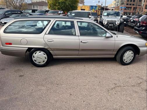 1994 Ford Taurus GL
