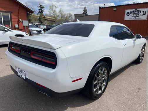 White Knuckle Clearcoat 2017 Dodge Challenger GT