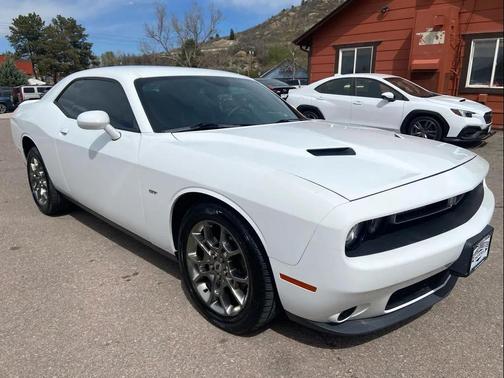White Knuckle Clearcoat 2017 Dodge Challenger GT