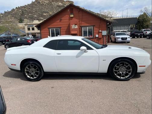 White Knuckle Clearcoat 2017 Dodge Challenger GT