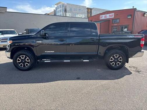 2017 Toyota Tundra SR5