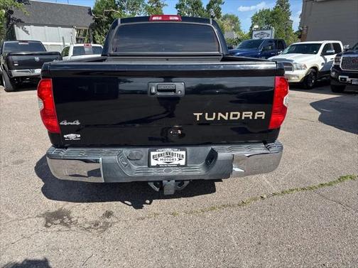 2017 Toyota Tundra SR5