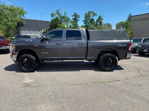 2020 RAM 2500 Tradesman Crew Cab 4X4 6'4' Box