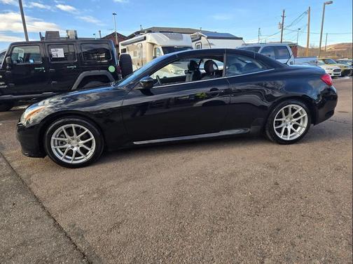 2010 INFINITI G37 Base