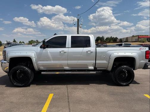 2017 Chevrolet Silverado 2500 LT