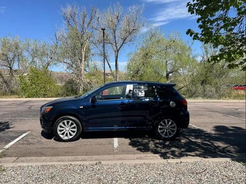 Blue 2011 Mitsubishi Outlander Sport SE