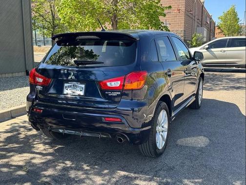 Blue 2011 Mitsubishi Outlander Sport SE