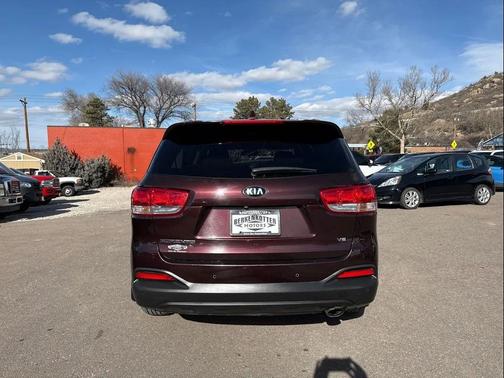 2016 Kia Sorento LX