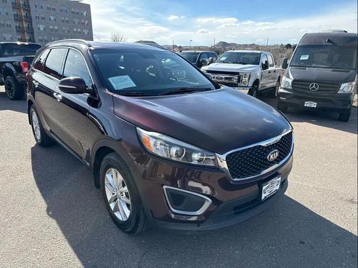 2016 Kia Sorento LX