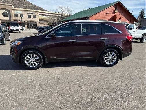 2016 Kia Sorento LX