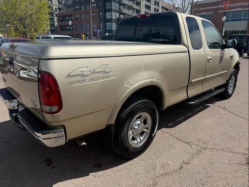 1999 Ford F-150 XLT