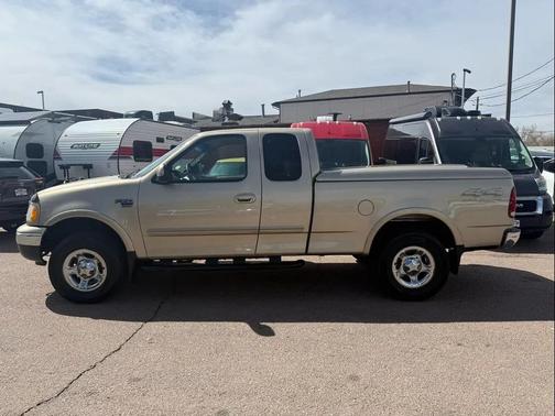 1999 Ford F-150 XLT